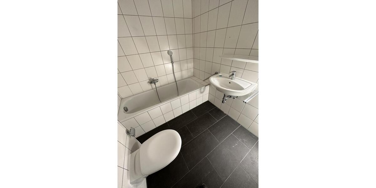 Etagenwohnung Lemgo - 3 Zimmer, 79 m&sup2;, 630&euro; | Angebot:26231138