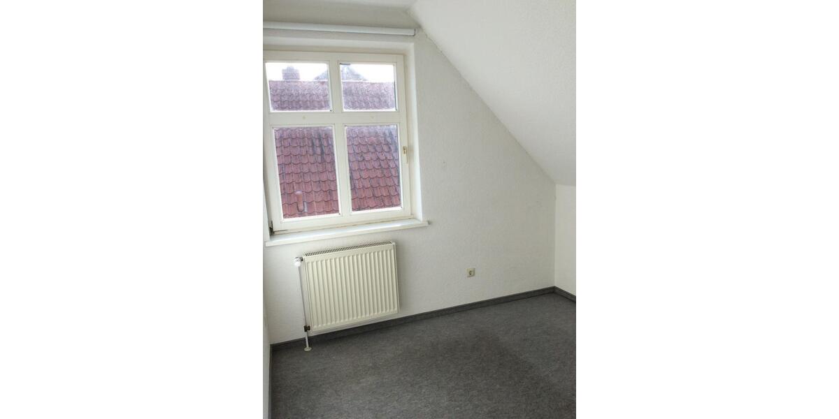 Etagenwohnung Diesdorf - 4 Zimmer, 136 m&sup2;, 690&euro; | Angebot:24487759