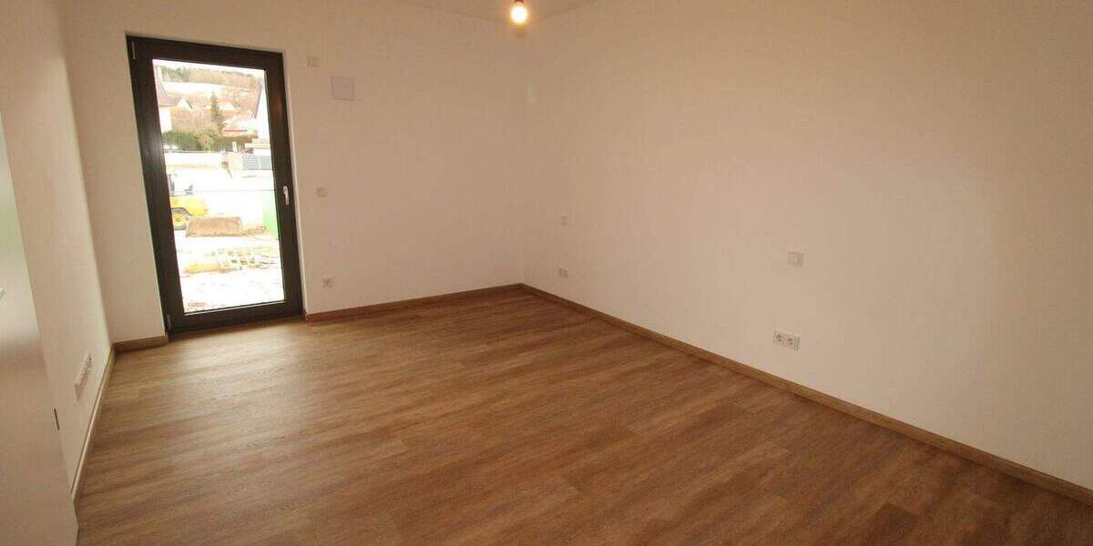 Etagenwohnung Spalt - 3 Zimmer, 103 m&sup2;, 1.085&euro; | Angebot:25677608