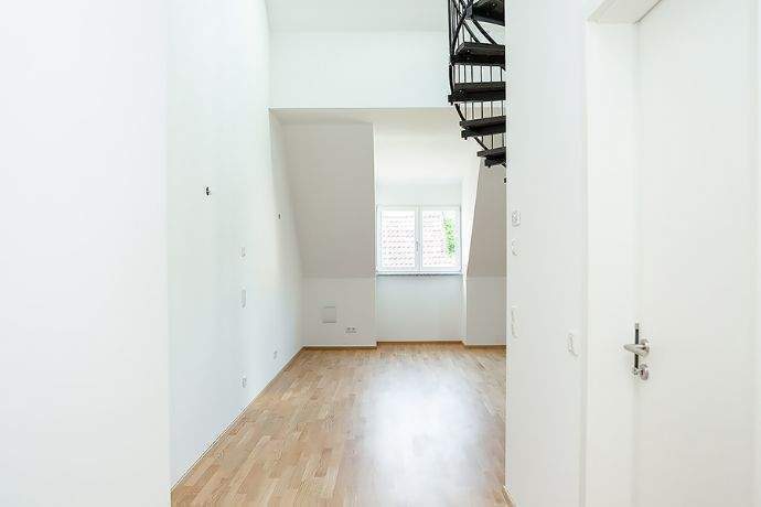 Etagenwohnung Nürnberg Reutles - 2 Zimmer, 63 m&sup2;, 890&euro; | Angebot:26117476