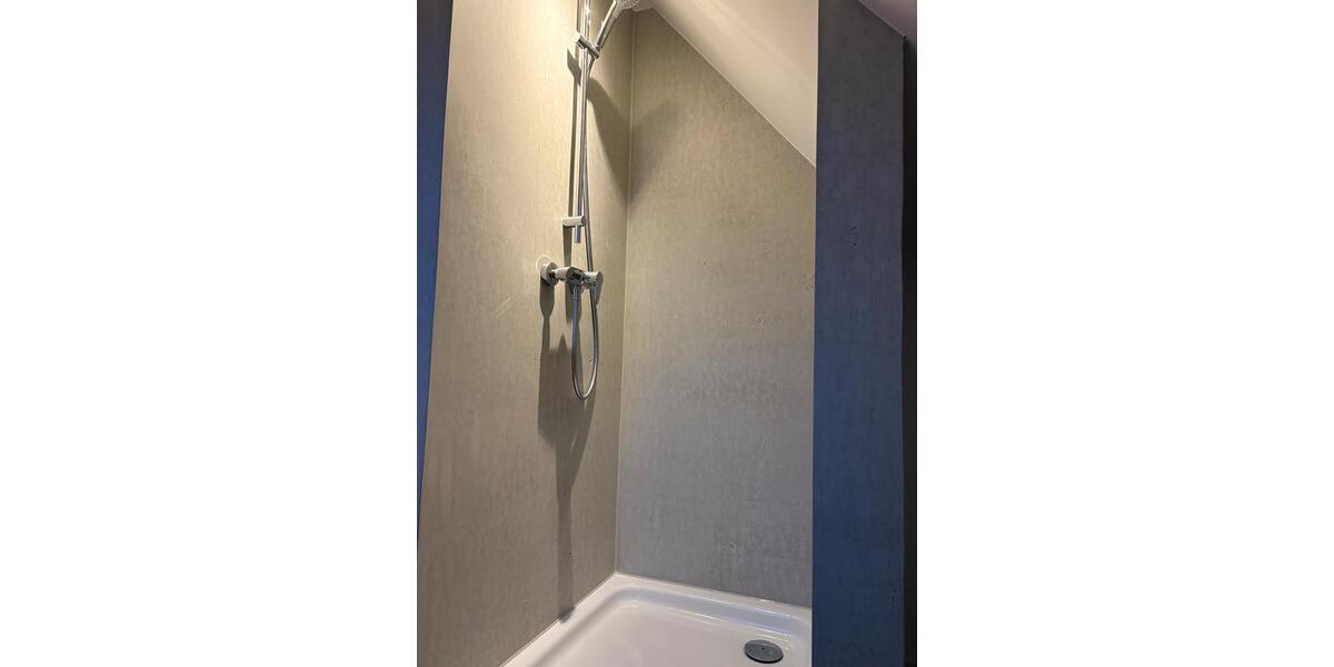 Dachgeschoßwohnung Cuxhaven Groden - 2.5 Zimmer, 50 m&sup2;, 600&euro; | Angebot:25823958