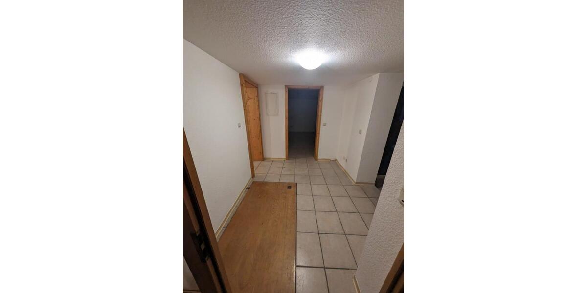 Erdgeschoßwohnung Bad Königshofen im Grabfeld - 3 Zimmer, 70 m&sup2;, 560&euro; | Angebot:24599994