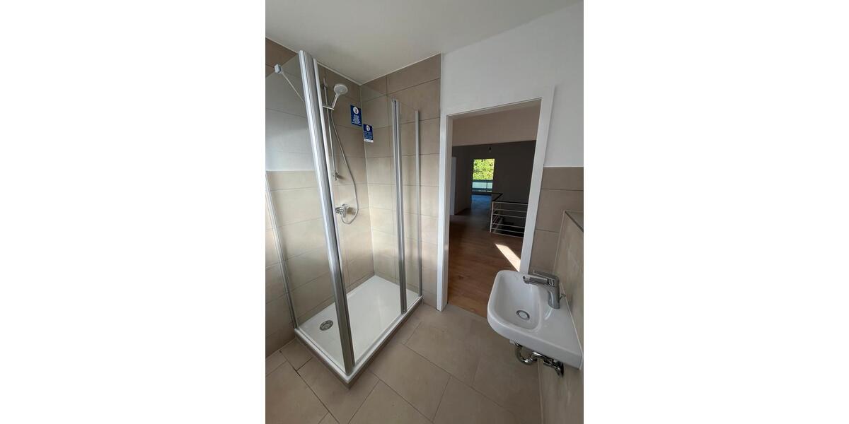 Einfamilienhaus Nienburg (Weser) - 7 Zimmer, 180 m&sup2;, 1.600&euro; | Angebot:26665675