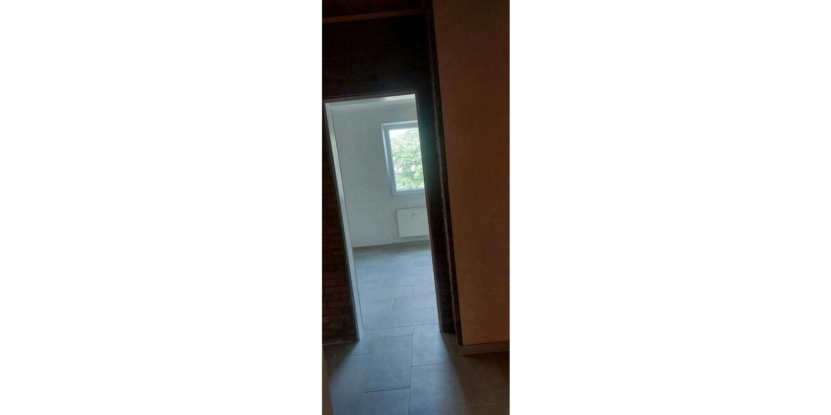 Dachgeschoßwohnung Duisburg Rheinhausen - 2 Zimmer, 75 m&sup2;, 950&euro; | Angebot:26532670