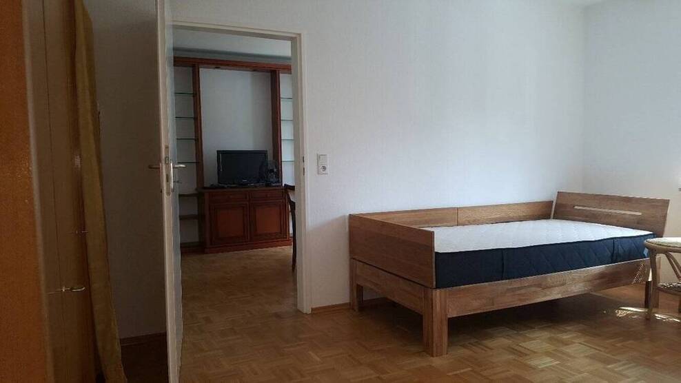 Teilmöblierte 2-Zi.-Wohnung am Ringpark