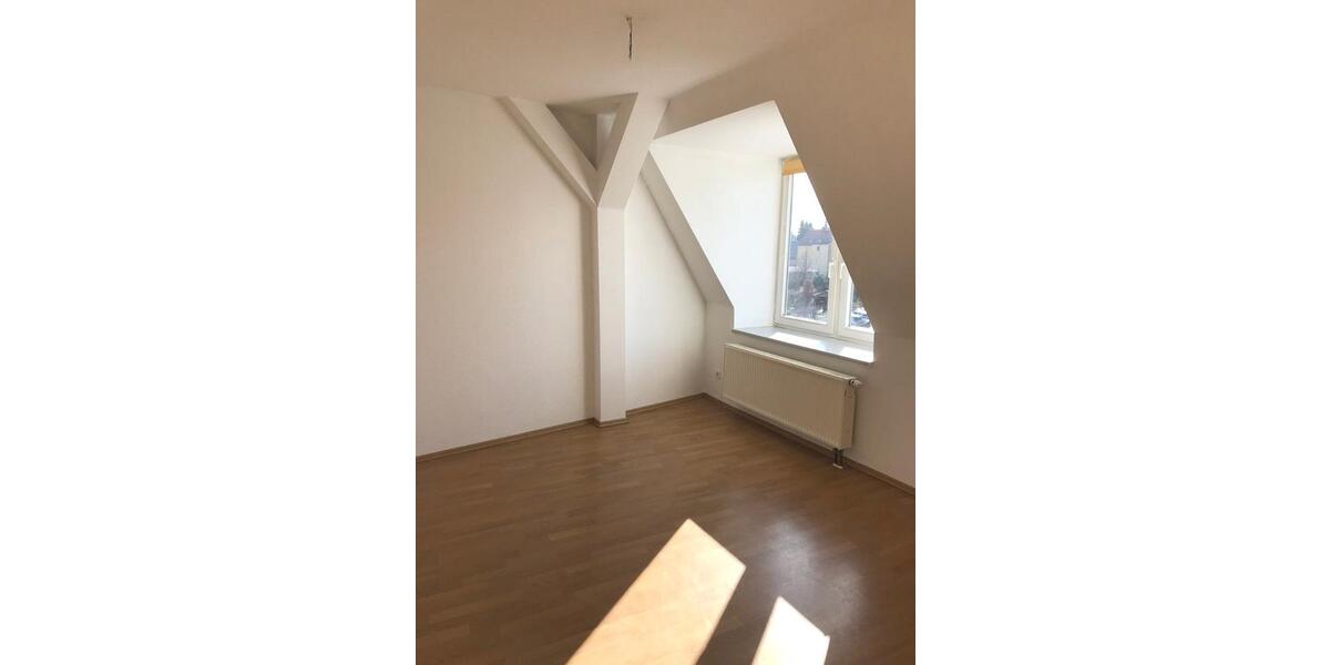 Etagenwohnung Löbau - 3 Zimmer, 73 m&sup2;, 290&euro; | Angebot:25902806