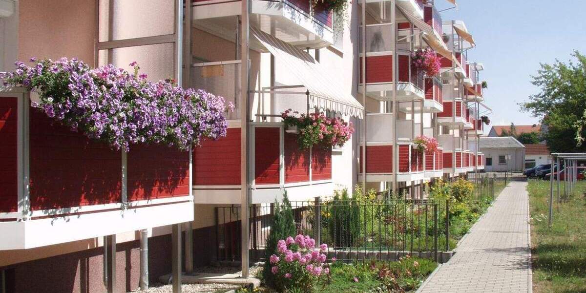 Etagenwohnung Riesa Pausitzer Delle - 3 Zimmer, 61 m&sup2;, 367&euro; | Angebot:25537491