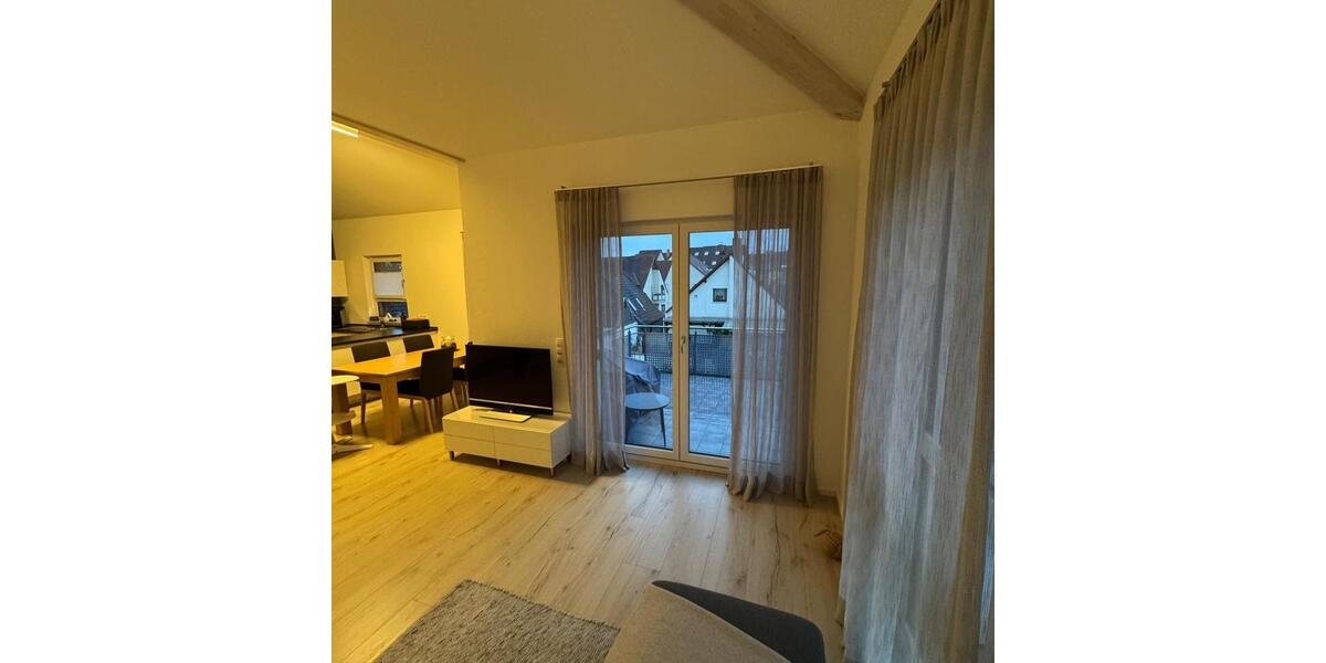 Exklusive Penthousewohnung mit Balkon, Garage & hohen Decken in Edenkoben 3 zimmer