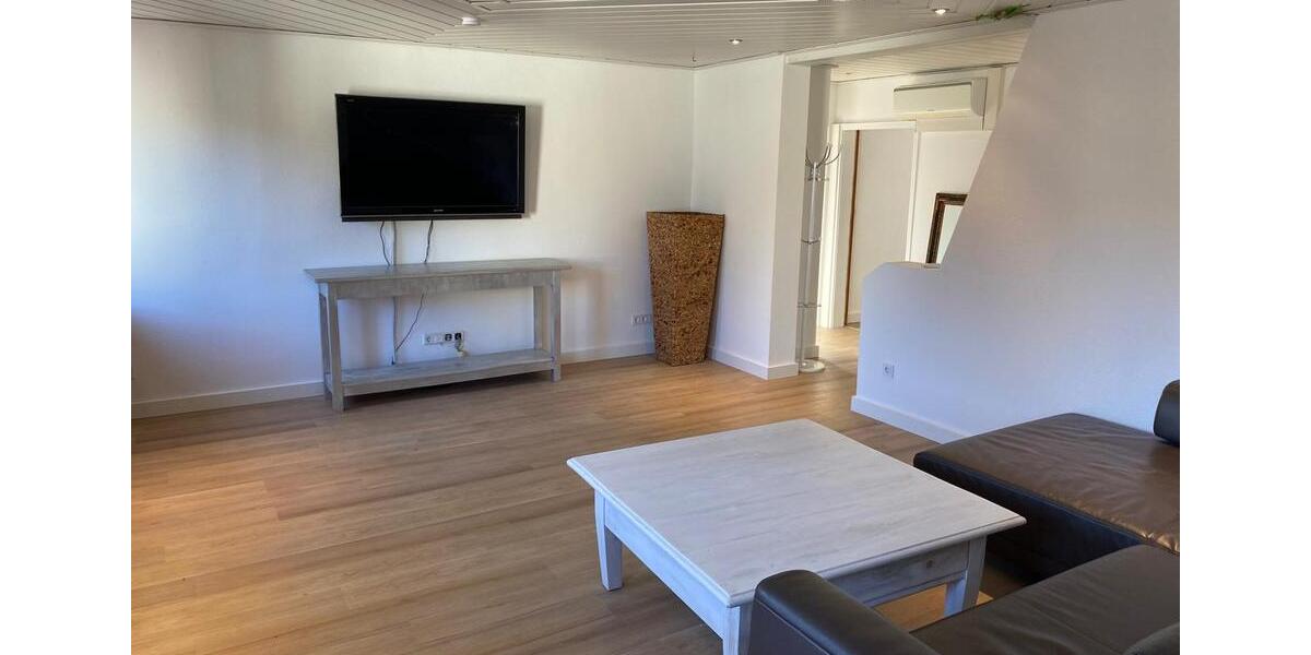 Etagenwohnung Lohr am Main - 7 Zimmer, 150 m&sup2;, 1.350&euro; | Angebot:25964311