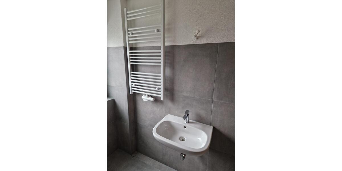 Dachgeschoßwohnung Buchen (Odenwald) - 3 Zimmer, 67 m&sup2;, 680&euro; | Angebot:24767494