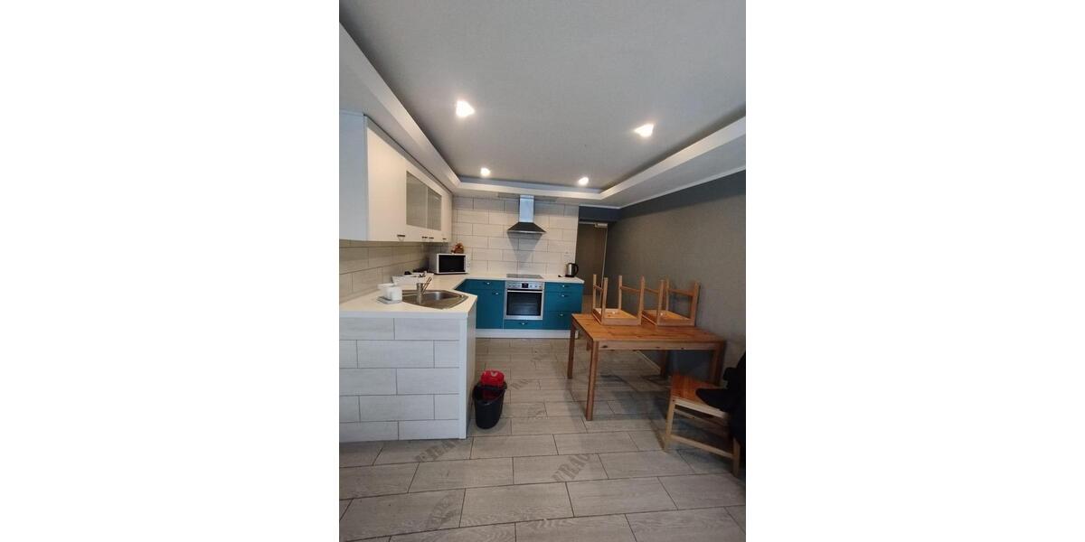 Einfamilienhaus Velten - 10 Zimmer, 500 m&sup2;, 5.000&euro; | Angebot:26361902