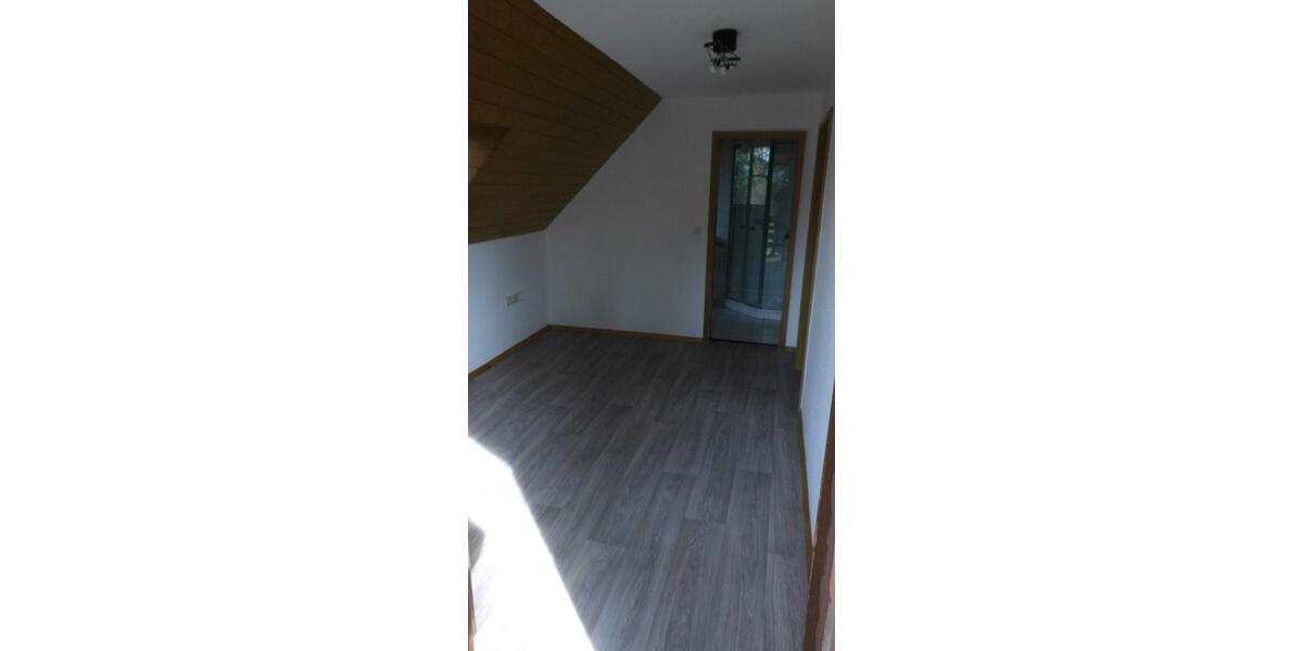 Dachgeschoßwohnung Stadtallendorf - 1.5 Zimmer, 50 m&sup2;, 400&euro; | Angebot:26521796