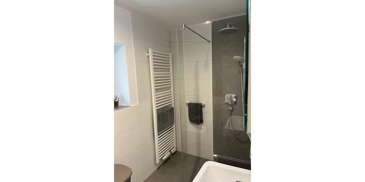 Hochparterre Neidlingen - 4 Zimmer, 80 m&sup2;, 1.000&euro; | Angebot:24178600