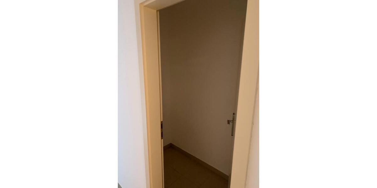 Etagenwohnung Aschersleben - 3 Zimmer, 74 m&sup2;, 490&euro; | Angebot:25932938