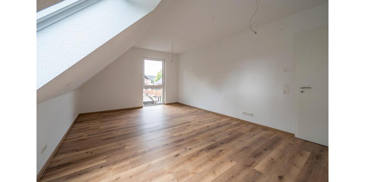 Etagenwohnung Geilenkirchen - 3 Zimmer, 110 m&sup2;, 1.100&euro; | Angebot:26338405