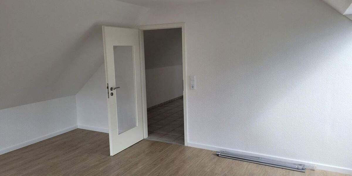 Etagenwohnung Bosau Hutzfeld - 3 Zimmer, 100 m&sup2;, 890&euro; | Angebot:24656807
