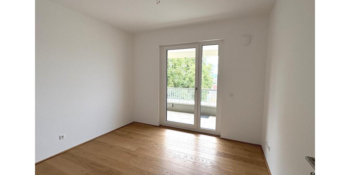 Einfamilienhaus Leonberg - 4 Zimmer, 124 m&sup2;, 2.472&euro; | Angebot:24919337