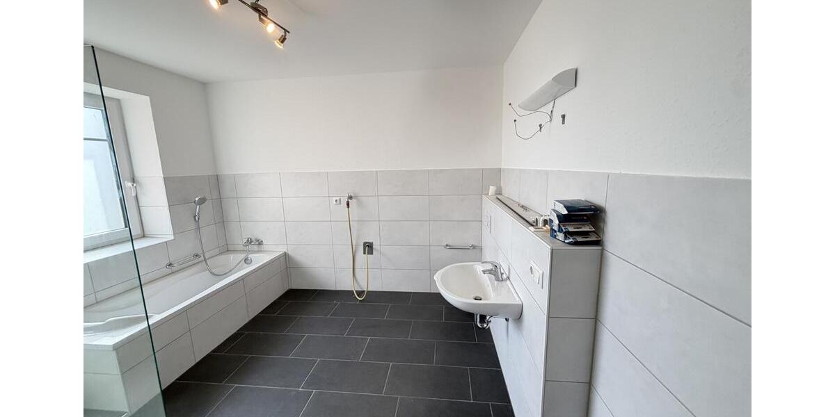 Erdgeschoßwohnung Neuenkirchen - 3 Zimmer, 128 m&sup2;, 1.200&euro; | Angebot:26580528