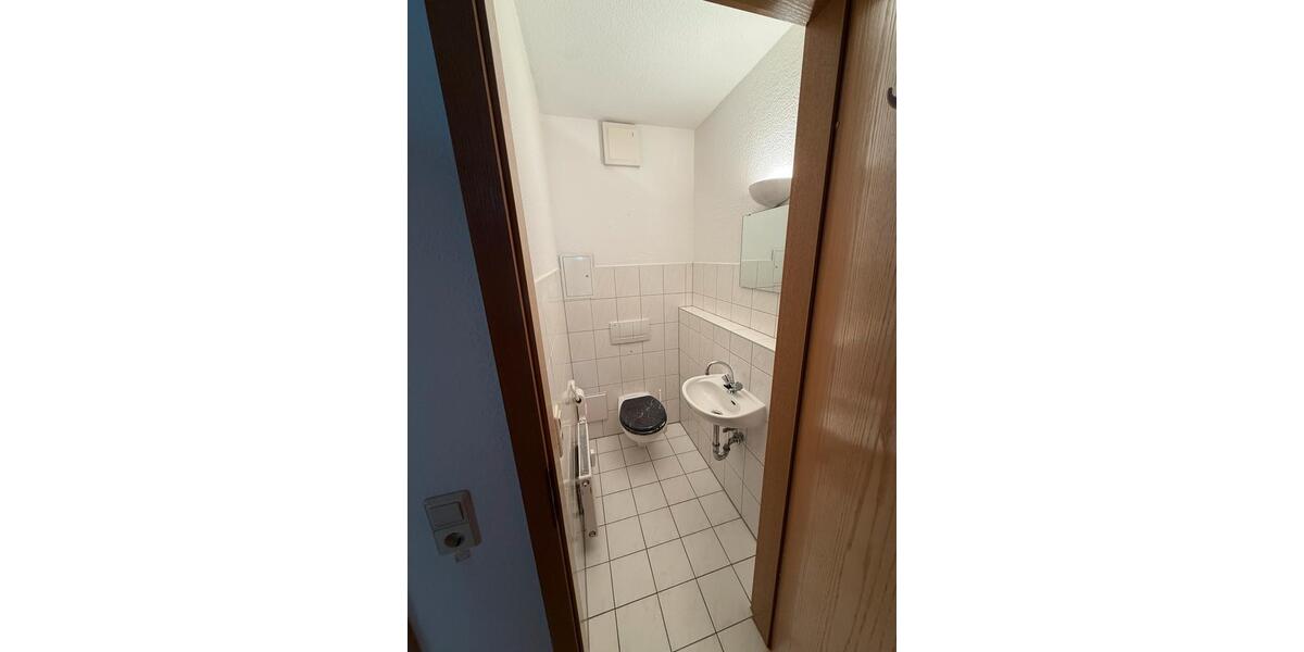 Dachgeschoßwohnung Gotha - 1 Zimmer, 60 m&sup2;, 660&euro; | Angebot:25397063