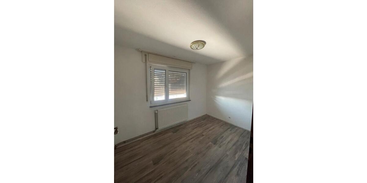 Mehrfamilienhaus, Wohnhaus Wutöschingen - 3 Zimmer, 80 m&sup2;, 1.100&euro; | Angebot:25928654