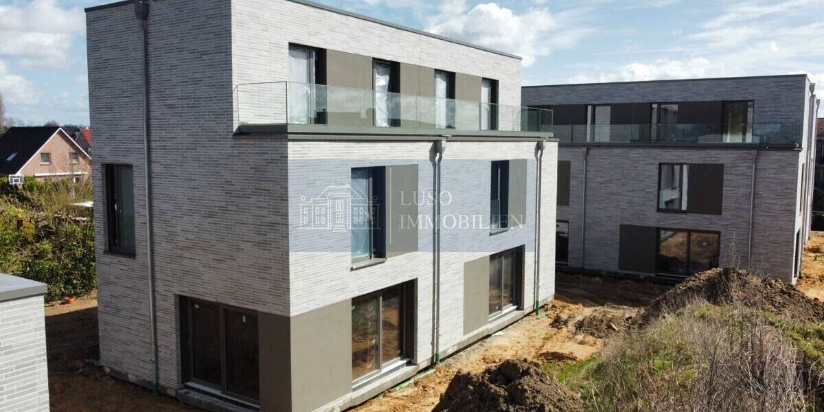 Doppelhaushälfte Wedel Marienhof - 4 Zimmer, 132 m&sup2;, 3.000&euro; | Angebot:26154939