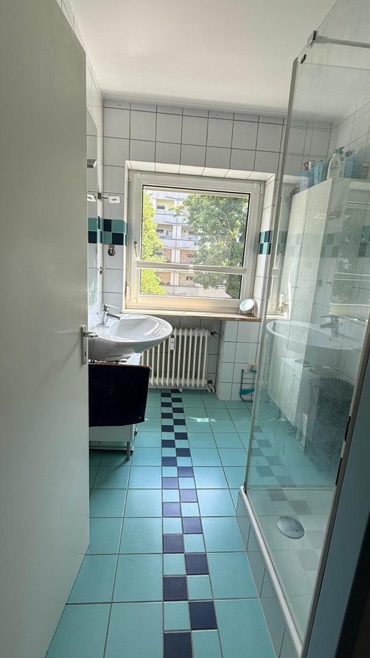 WG-Zimmer in toller voll ausgestatteter Wohnung