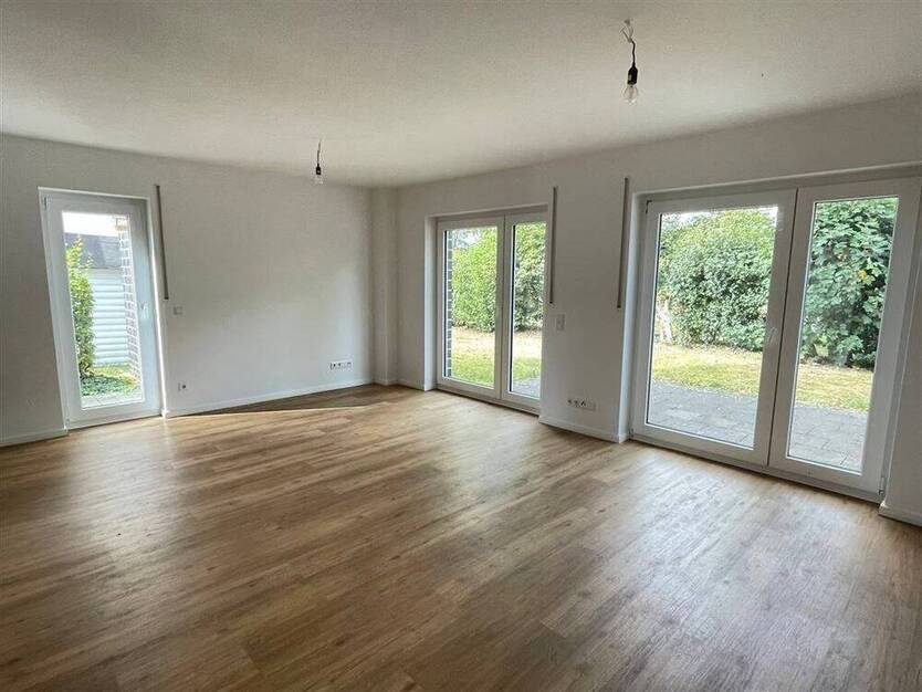Moderne Doppelhaushälfte mit 2 Galerien und Garten zwischen Fischerhude und Lilienthal!