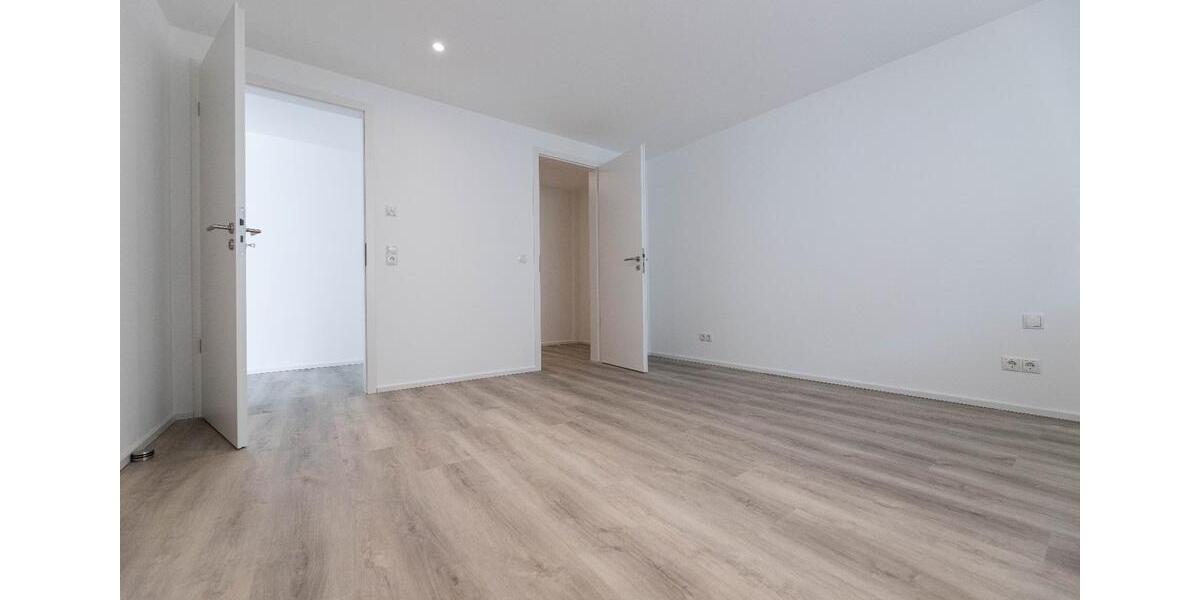 Erdgeschoßwohnung Ludwigshafen am Rhein Ludwigshafen-Oggersheim - 2.5 Zimmer, 112 m&sup2;, 1.500&euro; | Angebot:25644942