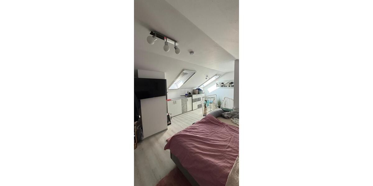 Dachgeschoßwohnung Cham - 2 Zimmer, 72 m&sup2;, 850&euro; | Angebot:26610688