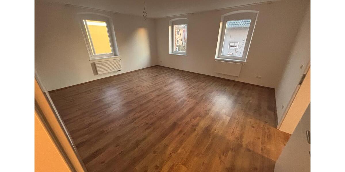 Erdgeschoßwohnung Furth im Wald - 5 Zimmer, 125 m&sup2;, 650&euro; | Angebot:25804182