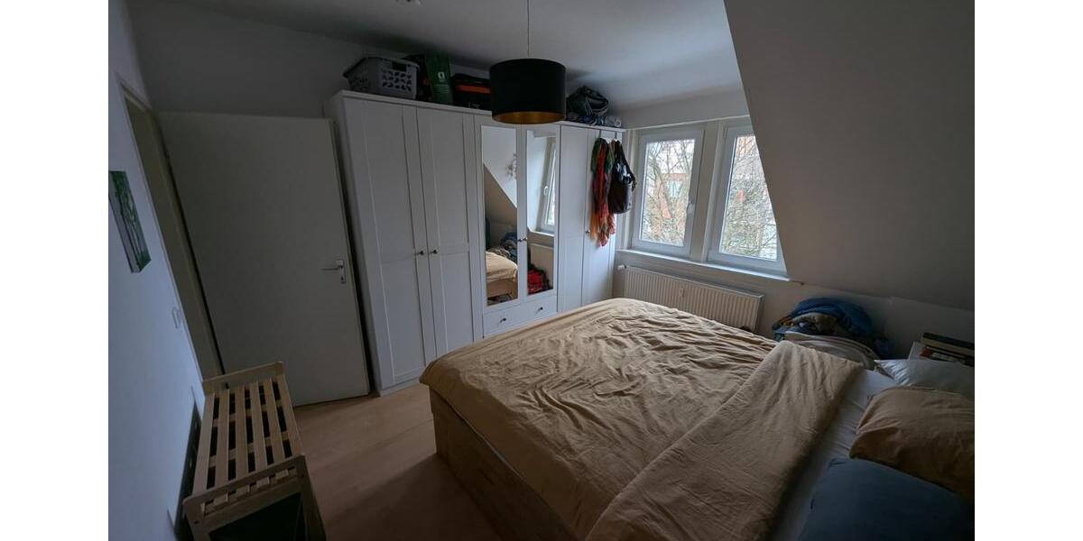 Dachgeschoßwohnung Bremen Schwachhausen - 3 Zimmer, 67 m&sup2;, 835&euro; | Angebot:25482036