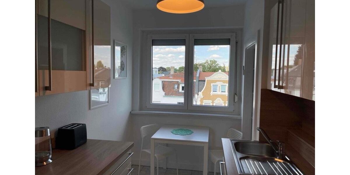 Dachgeschoßwohnung Frankfurt am Main Ginnheim - 3 Zimmer, 80 m&sup2;, 1.850&euro; | Angebot:24813641