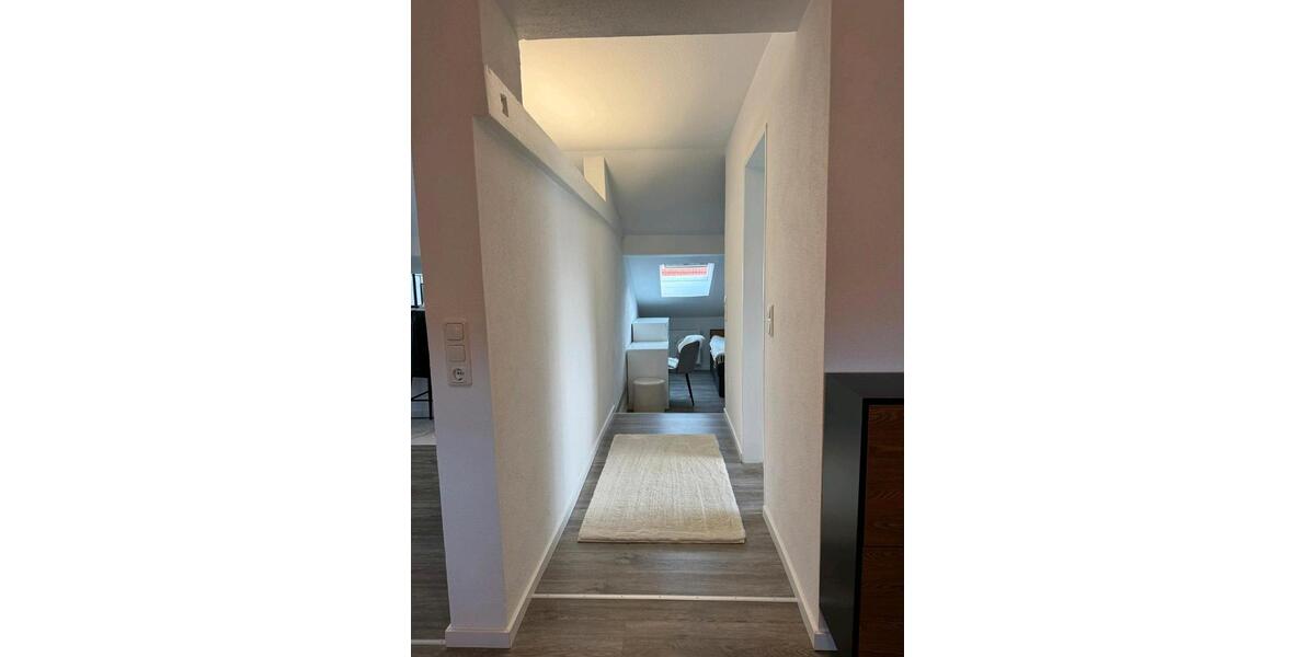 Dachwohnung komplett NEU 2.5 zimmer