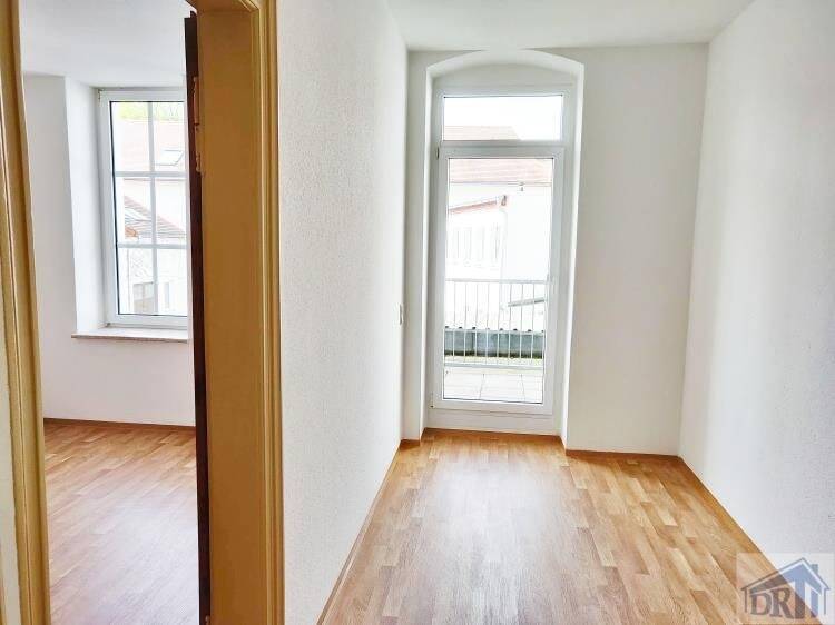 Etagenwohnung Löbau - 4 Zimmer, 151 m&sup2;, 910&euro; | Angebot:25692995