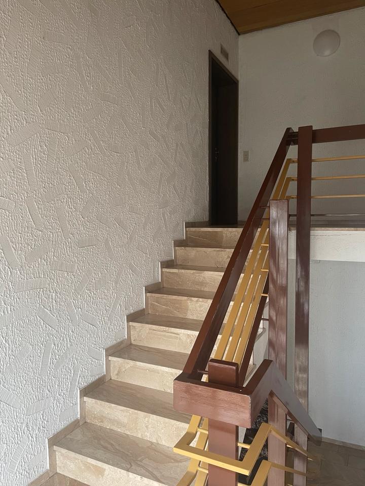 Dachgeschoßwohnung zu vermieten in Ottweiler