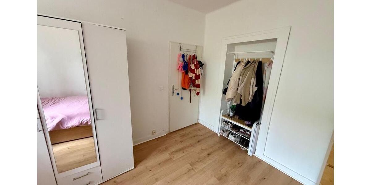 Wohnen auf Zeit Bonn Tannenbusch - 1 Zimmer, 17 m&sup2;, 640&euro; | Angebot:26621106