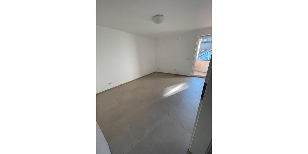 Etagenwohnung Haßfurt - 4 Zimmer, 110 m&sup2;, 1.050&euro; | Angebot:25311894