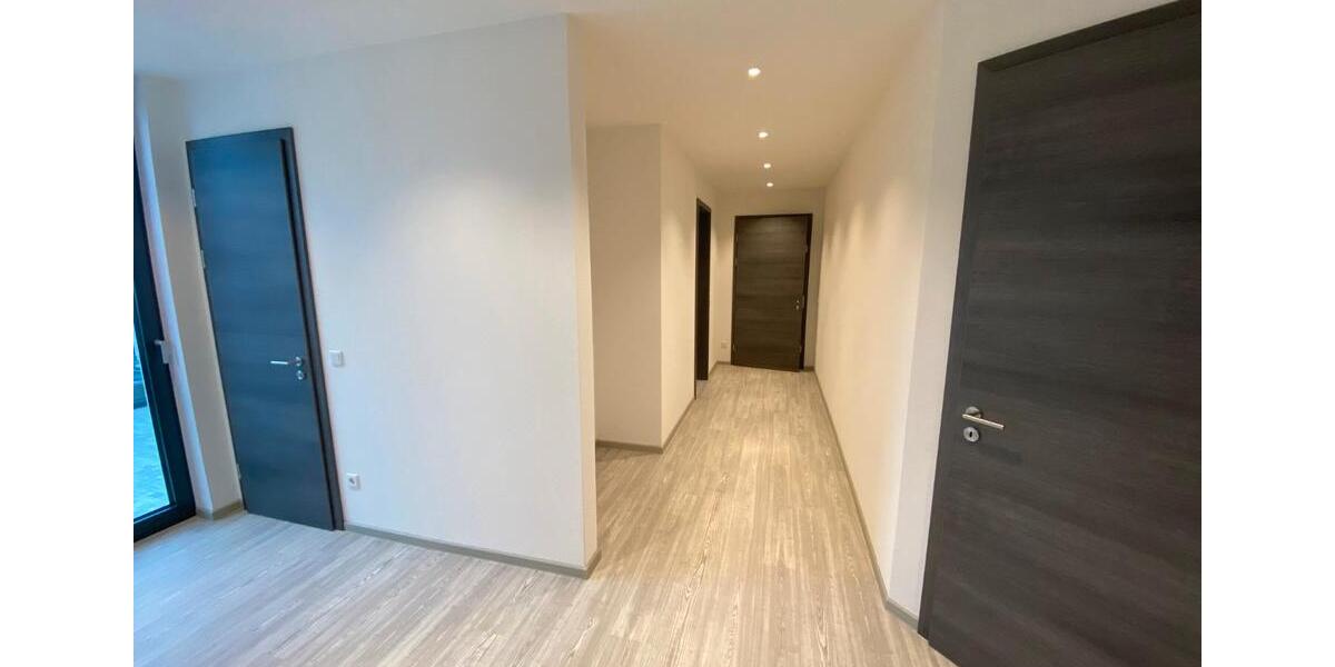 Erdgeschoßwohnung Neuburg an der Donau - 3 Zimmer, 112 m&sup2;, 1.380&euro; | Angebot:26658345