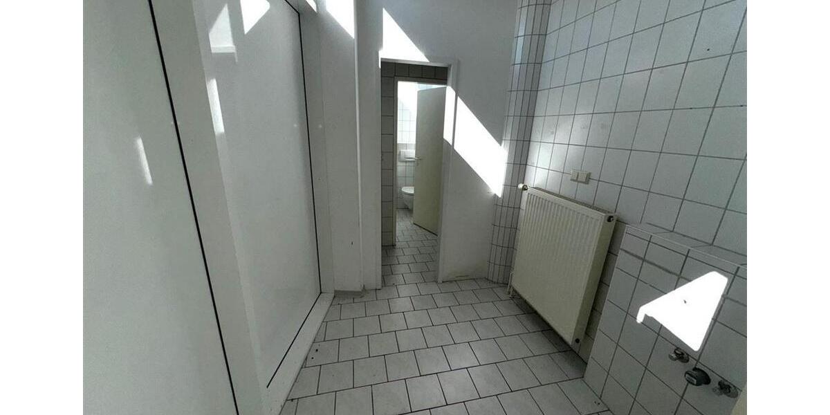 Gewerbeobjekt Kabelsketal - 1.990&euro; | Angebot:25350221