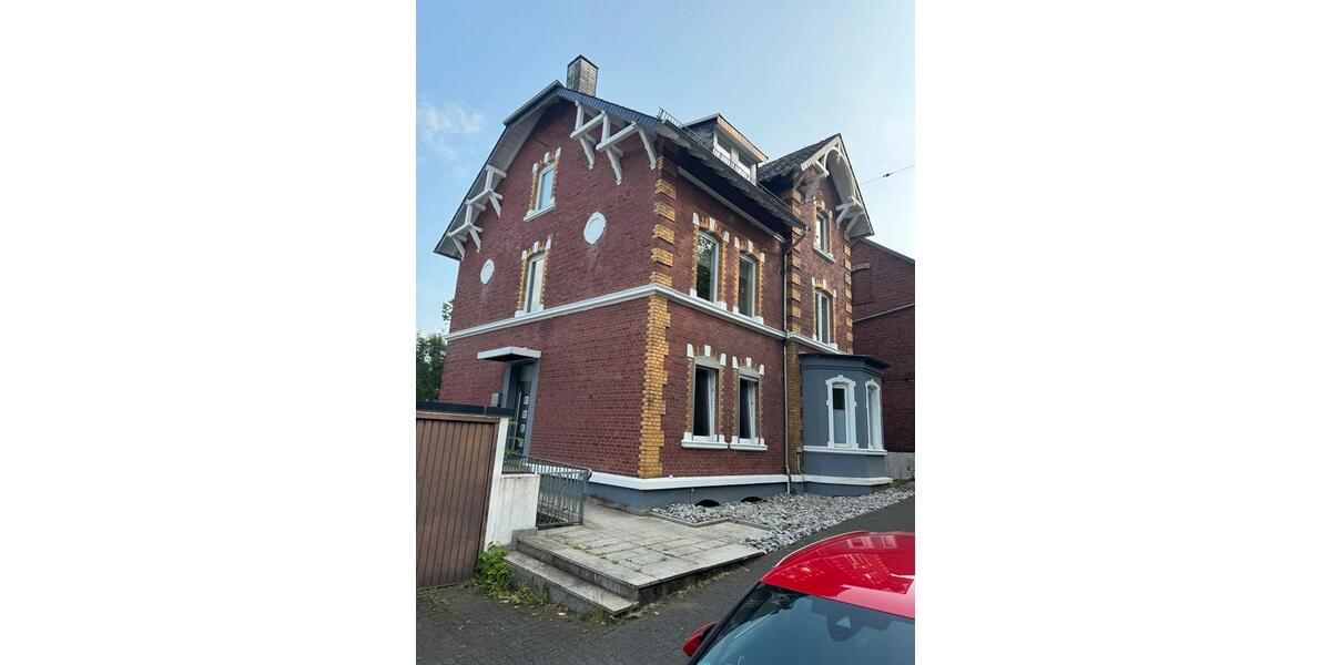 Erdgeschoßwohnung Siegen - 3 Zimmer, 90 m&sup2;, 990&euro; | Angebot:24804568