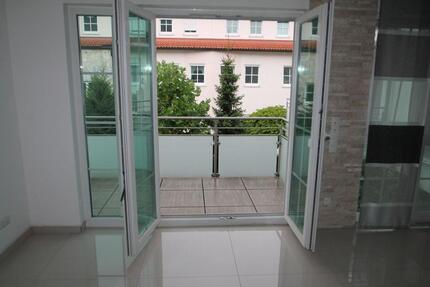 Hochwertige 2 Zimmer mit Sonnenbalkon und exklusiver Ausstattung. TG-Stellplatz möglich! 2 zimmer