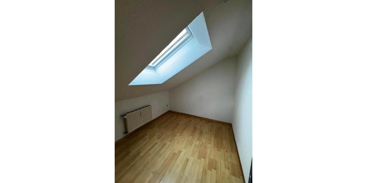 Dachgeschoßwohnung Erbach - 2 Zimmer, 53 m&sup2;, 700&euro; | Angebot:25306054
