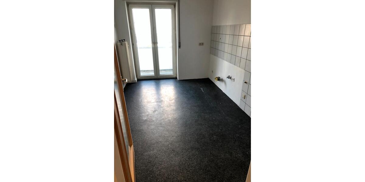 Etagenwohnung Ludwigshafen am Rhein Rheingönheim - 3 Zimmer, 80 m&sup2;, 1.200&euro; | Angebot:24804906