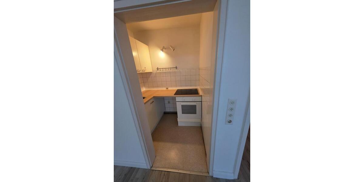 Erdgeschoßwohnung Bergisch Gladbach - 2 Zimmer, 38 m&sup2;, 553&euro; | Angebot:25148339