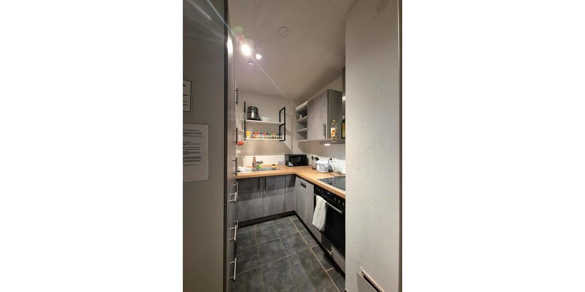 Wohnen auf Zeit Mannheim - 4 Zimmer, 157 m&sup2;, 520&euro; | Angebot:26594556