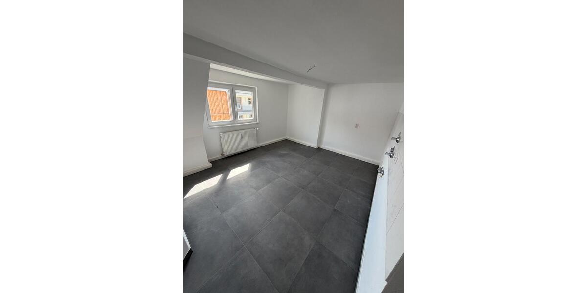 Dachgeschoßwohnung Töging am Inn - 3 Zimmer, 78 m&sup2;, 670&euro; | Angebot:26619202