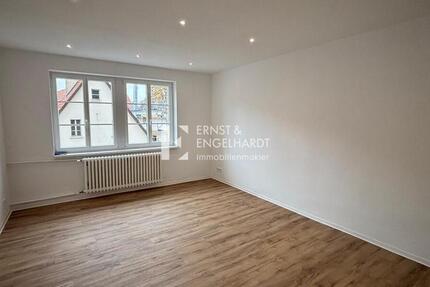 Wohnung Kitzingen - 2 Zimmer, 90 m&sup2;, 900&euro; | Angebot:23819688
