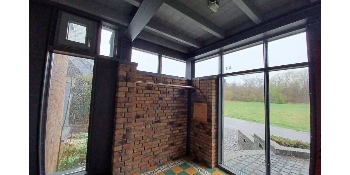 Einfamilienhaus Korschenbroich - 8 Zimmer, 243 m&sup2;, 2.865&euro; | Angebot:25927074