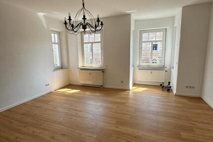 Wohnung Neustadt an der Aisch - 4 Zimmer, 102 m&sup2;, 1.200&euro; | Angebot:25207690