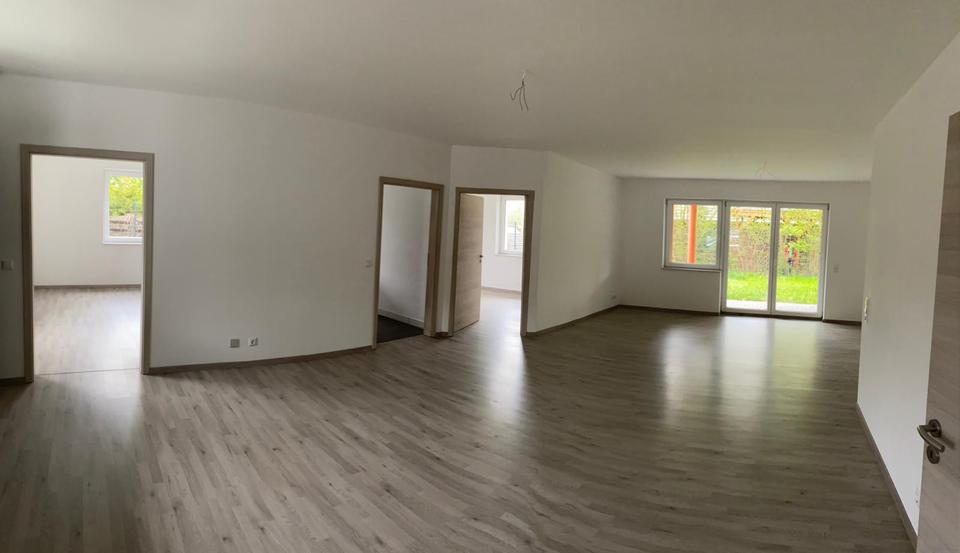 Erdgeschoßwohnung Loxstedt - 3 Zimmer, 100 m&sup2;, 1.200&euro; | Angebot:26662496